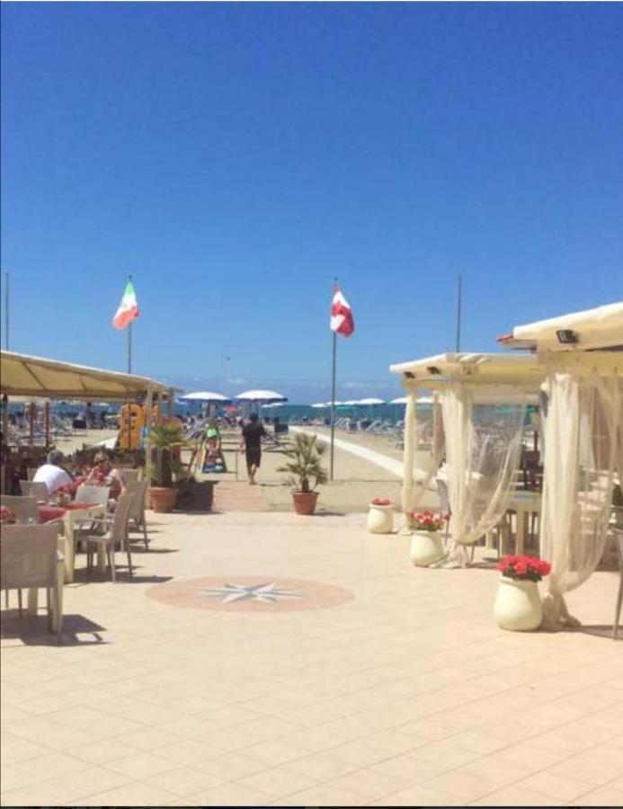 Casavacanza Villa D Funny Βιαρέτζιο Εξωτερικό φωτογραφία